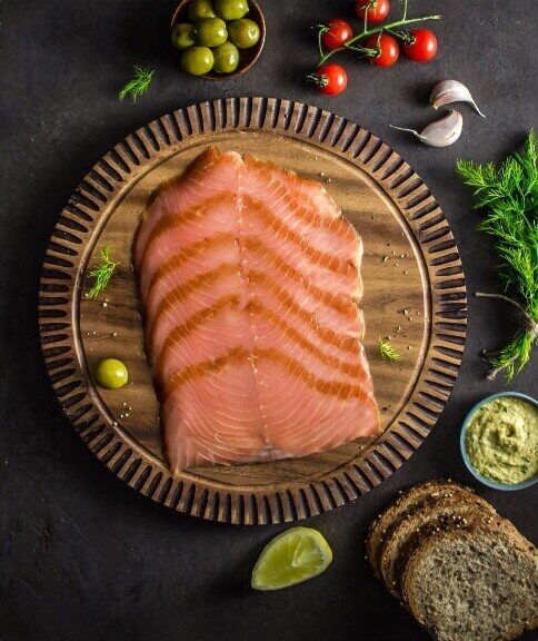 smoked salmon sliced